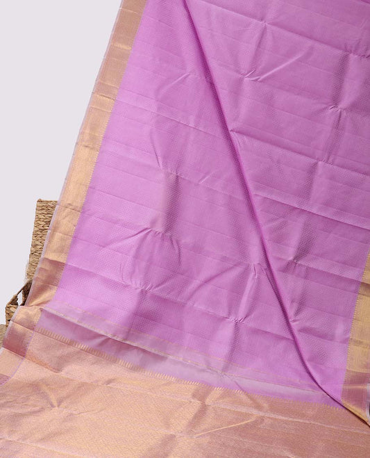 Pink embossed silk saree, contrast jaal pallu & border of thilakam mokku,poun & vanki