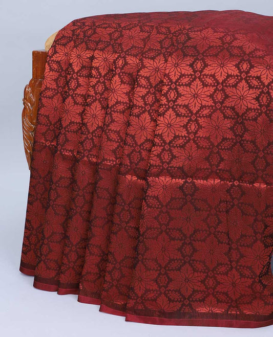 Borderless maroon floral jacquard semi-silk cotton saree, intricately designed pallu
