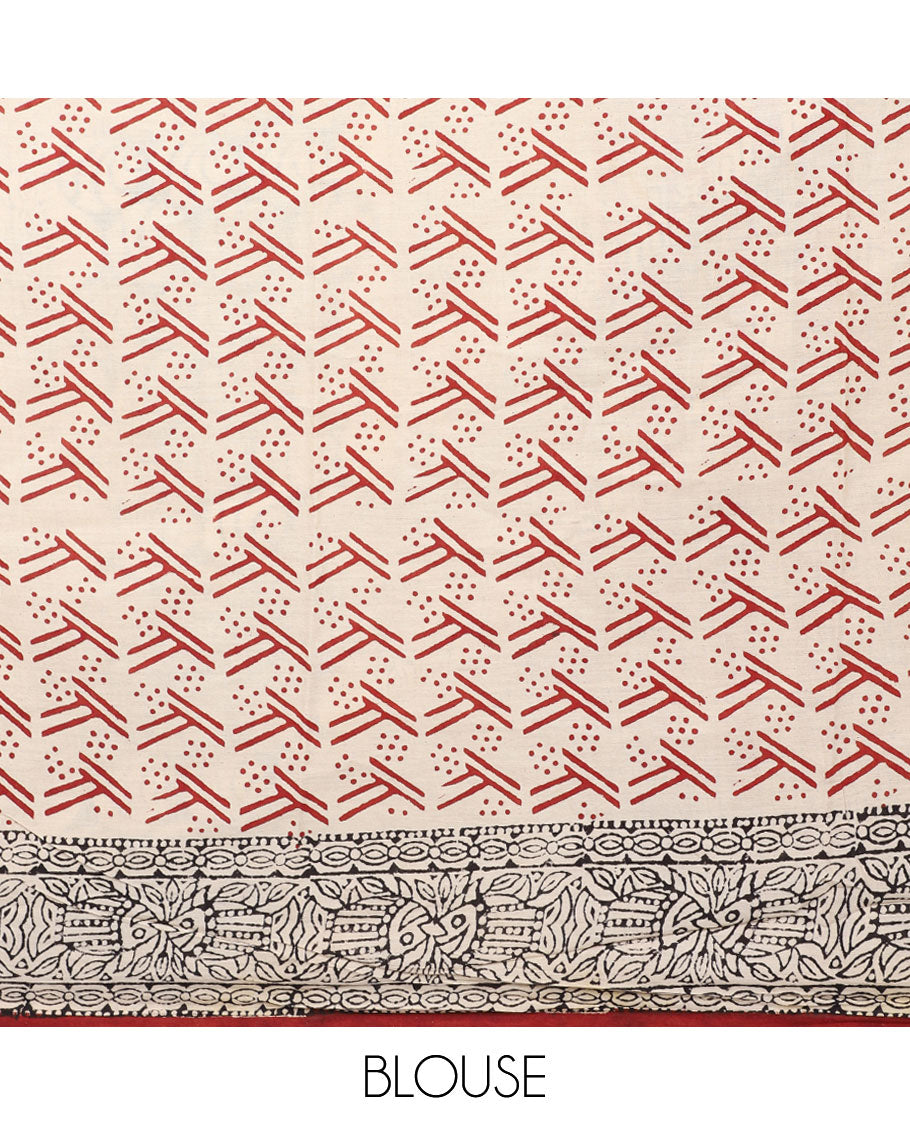 Maroon floral motifs printed mul-mul cotton saree, fish printed border & pallu of intricate print 