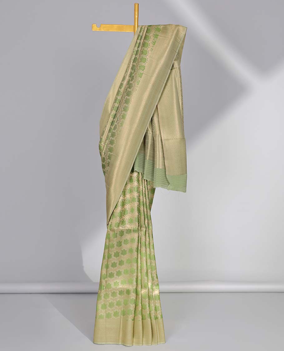 Green floral design softy saree, traditional design border & pallu of intricate designs