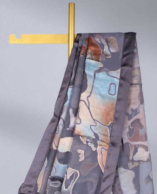 Grey abstract printed casual wear saree, contrast plain border