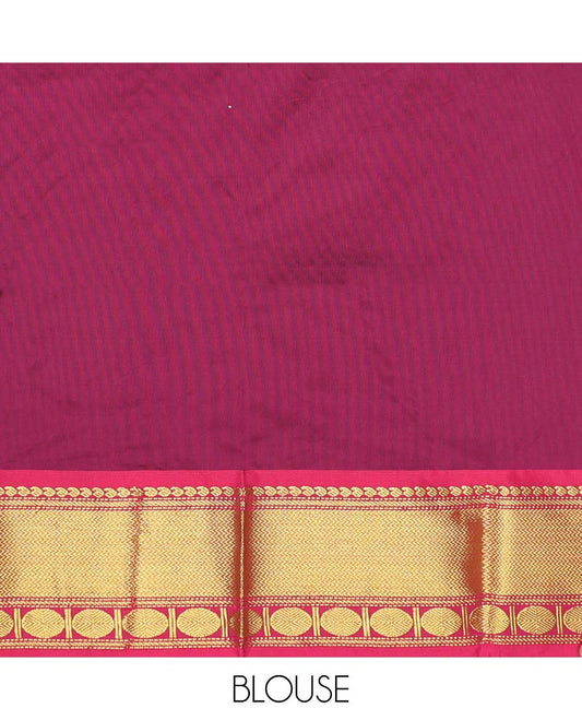 Maroon plain design gift saree, contrast traditional zari design border