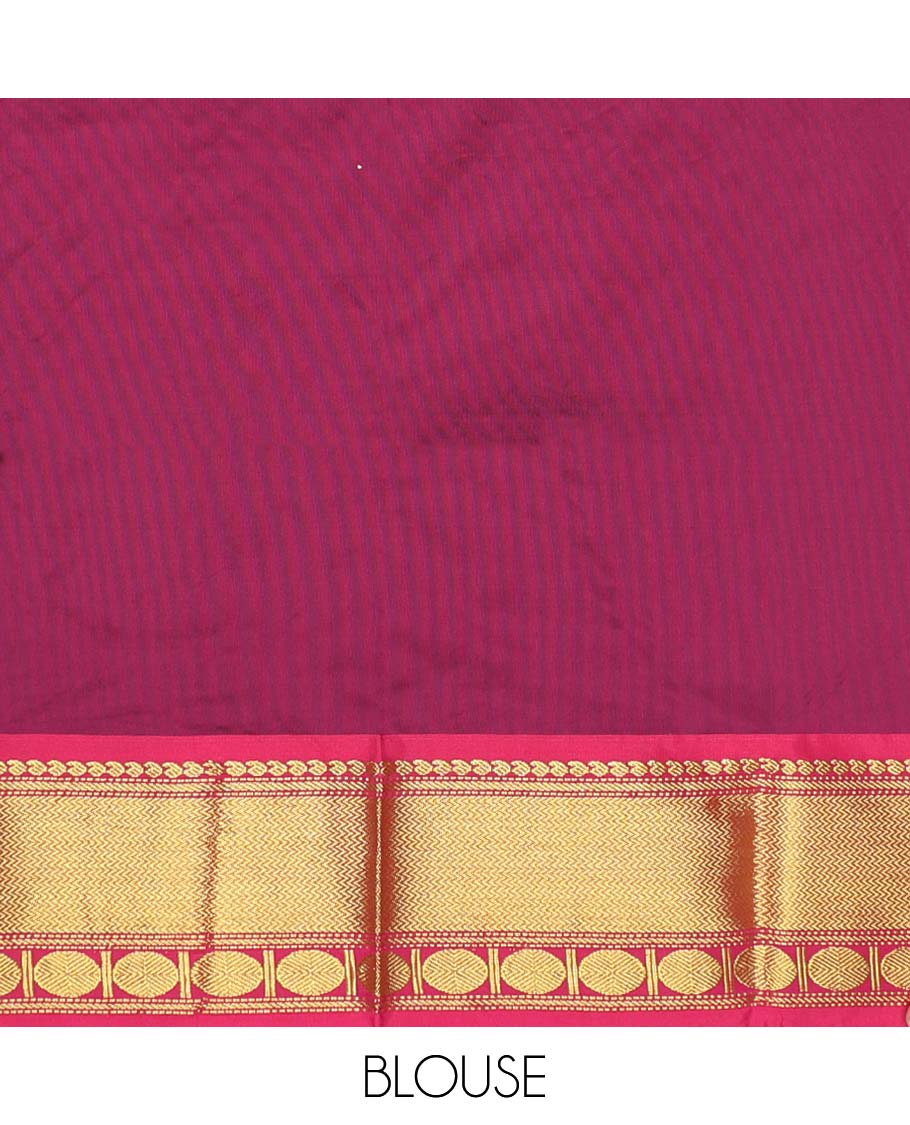 Maroon plain design gift saree, contrast traditional zari design border