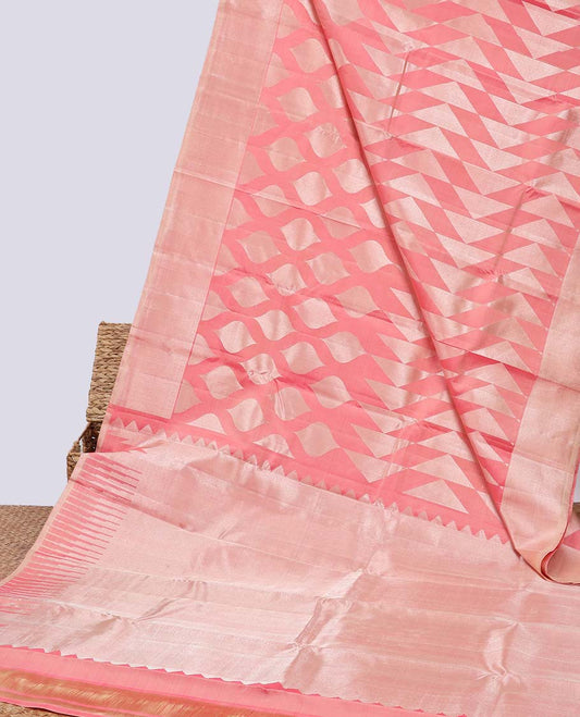 Pink geometric patterned Kanchipuram designer silksaree, bavanji border & seppu rekku pallu