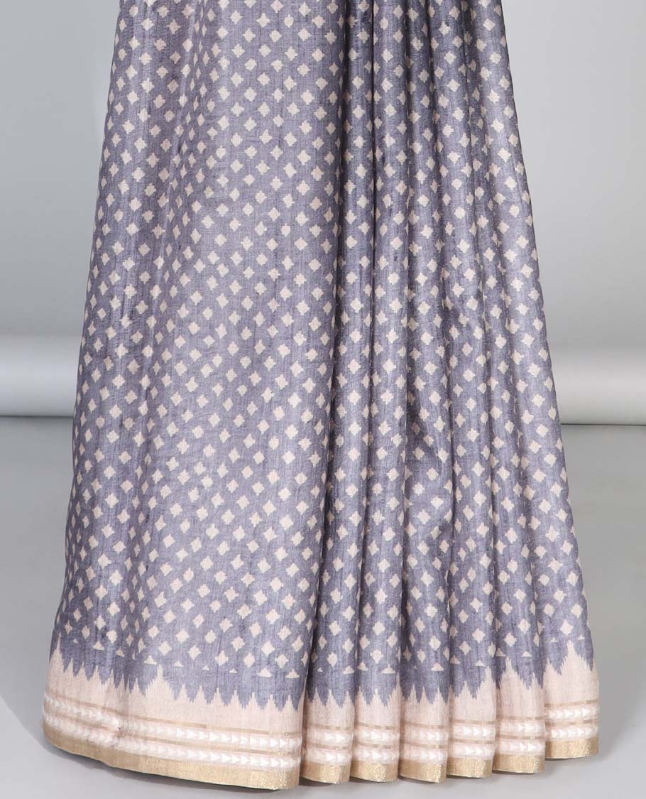 Grey diamond motifs semi-banaras art tussar saree, contrast vidarbha border & striped pallu 