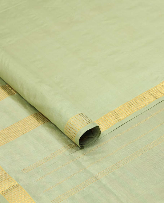 Green plain design ten-yard saree, zari border of muthu designs & pallu of zari designs