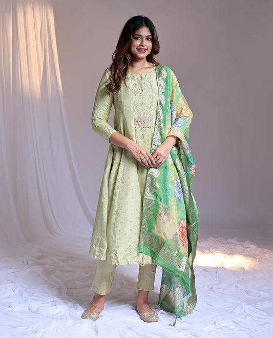 Green readymade suit,floral & embroidery 3/4th sleeve roundneck chanderi top,pant,contrast floral print dupatta
