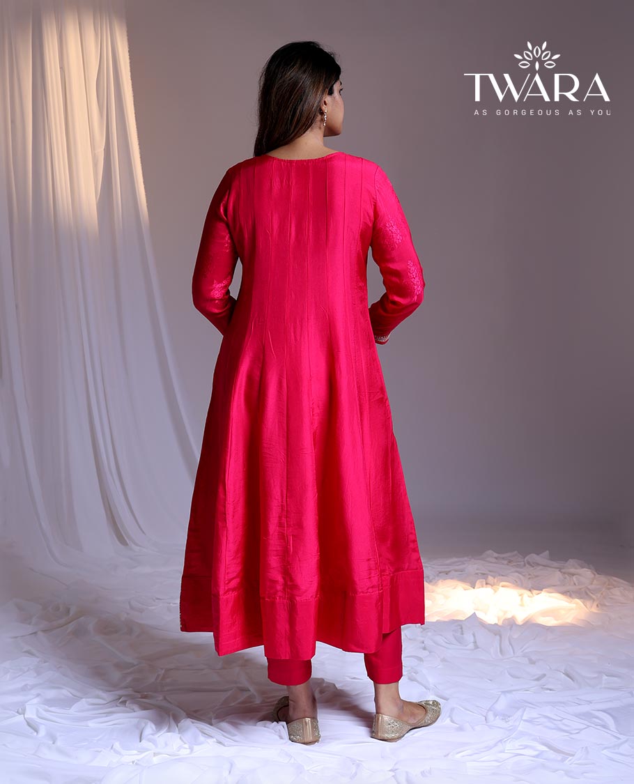 Twara Pink readymade suit, embroidery 3/4th sleeve round-neck chanderi top, plain pants & floral jacquard dupatta