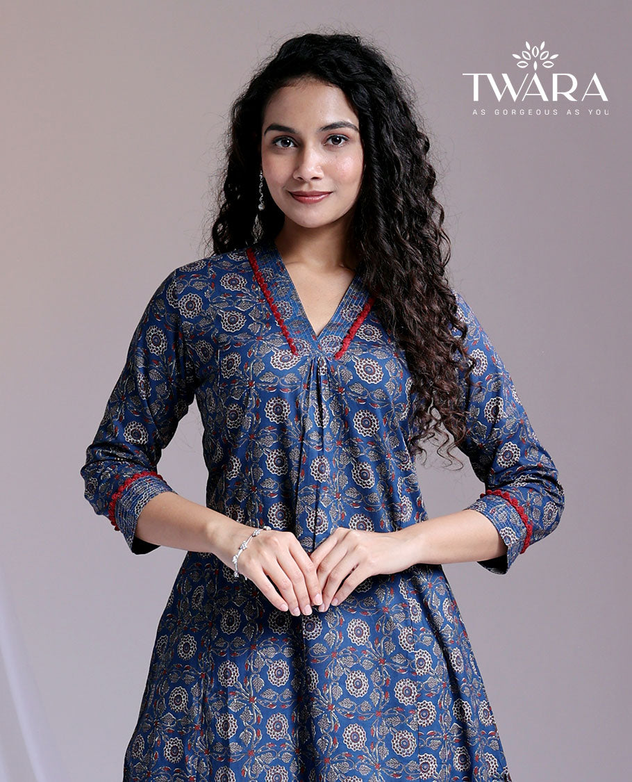 Twara blue floral printed v-neck 3/4th-sleeve below-knee straight-cut kurti
