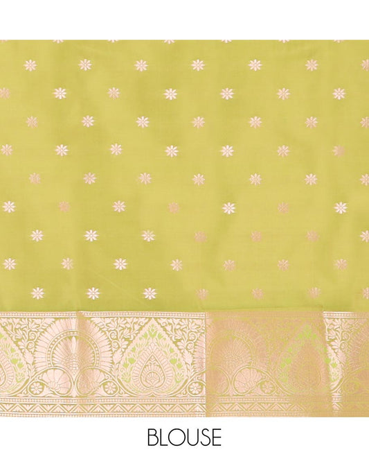 Green jacquard butter silk saree, floral creeper design border & pallu of zari intricate floral designs