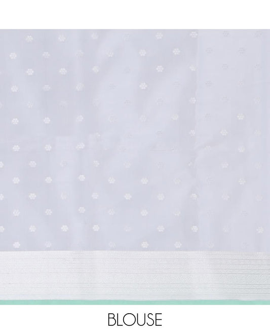 Green floral jacquard butter silk saree, contrast traditional design border & pallu of floral designs