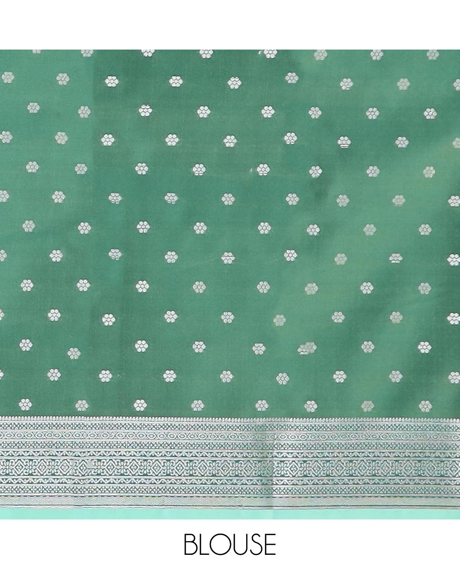Green floral jacquard butter silk saree, contrast traditional design border & pallu of floral designs