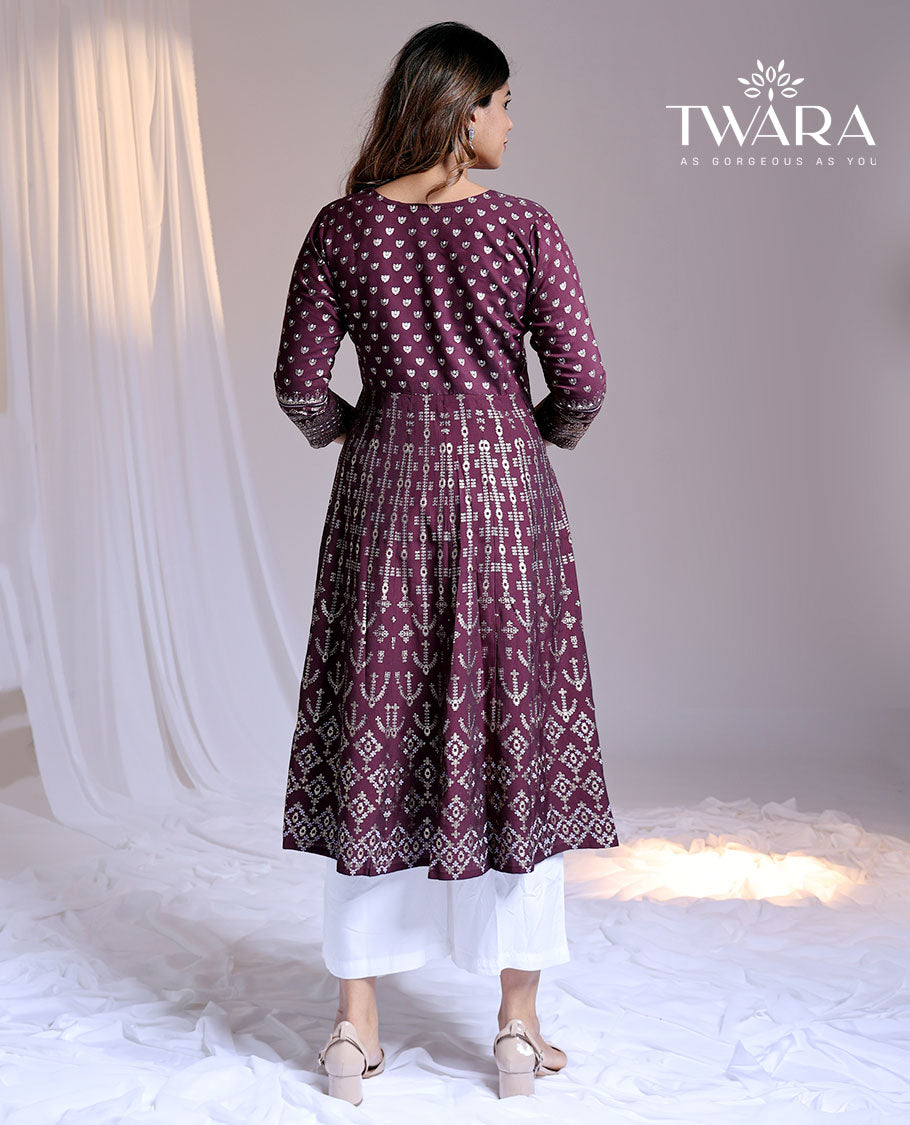 Twara maroon intricately designed round-neck & 3/4th sleeve below-knee kurti