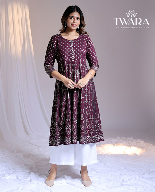 Twara maroon intricately designed round-neck & 3/4th sleeve below-knee kurti