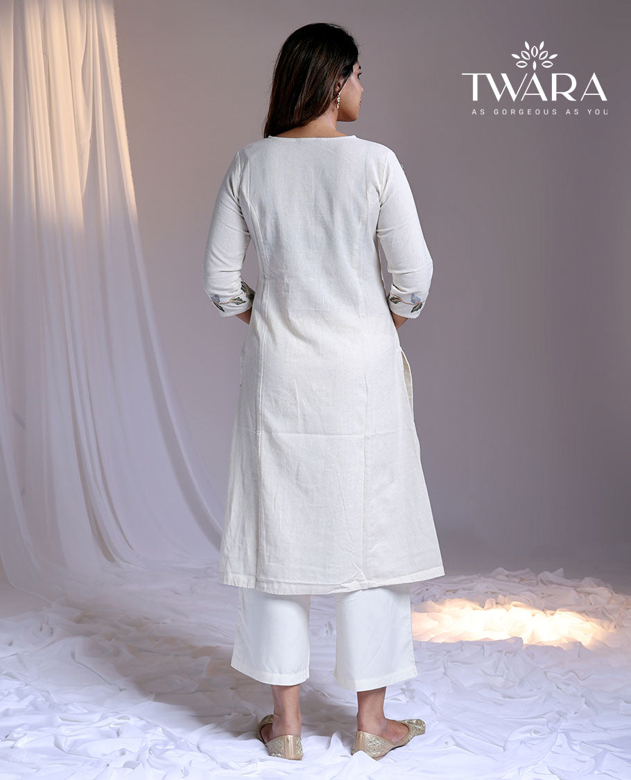 Twara white floral printed round-neck below-knee cotton straight-cut kurti