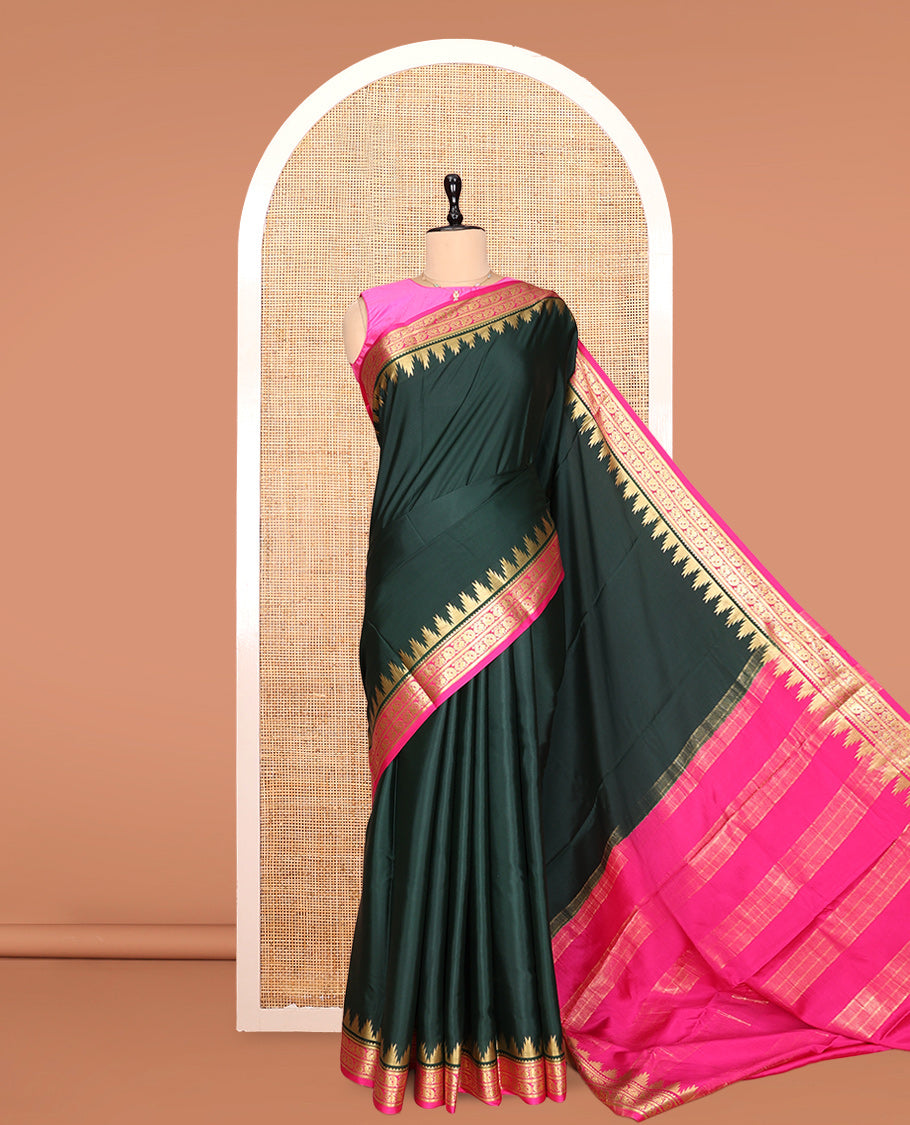 Green Plain Mysore Silk Saree, Complemented by a Contrast Temple Peacock Zari Border, Zari Design Pallu, and a Contrast Blouse