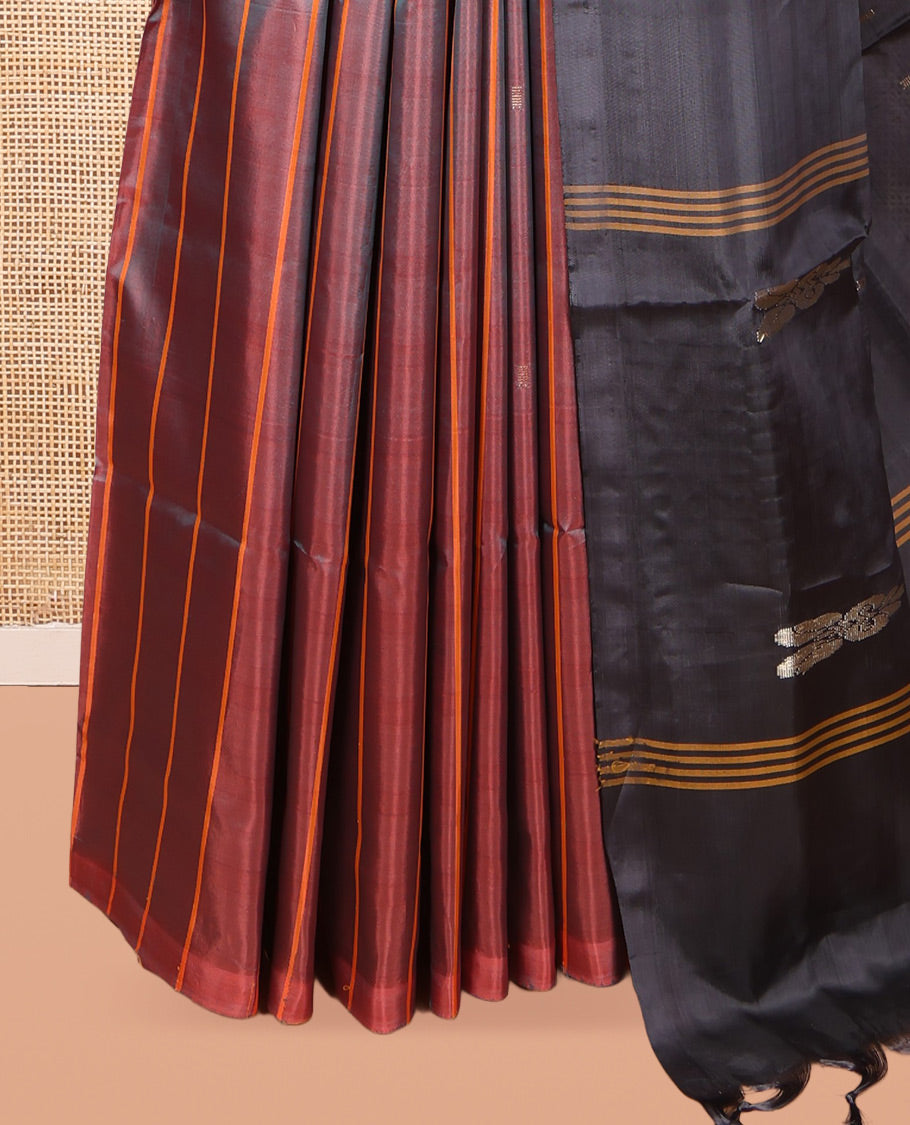 Borderless Maroon Striped Banana Pith Saree, Woven with Buttas, a Contrast Pallu of Stripes and Buttas, and a Contrast Blouse