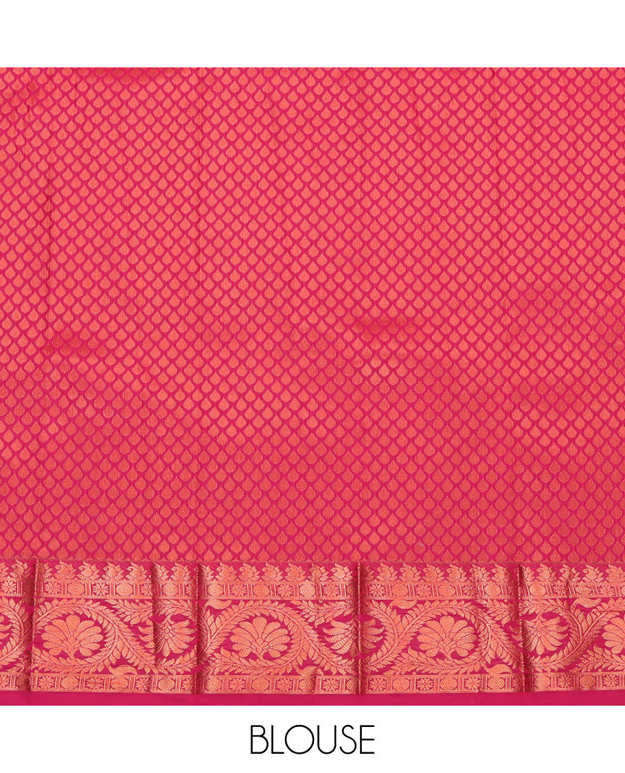 Green Budget Silk Saree, Richly Detailed with Jacquard Design, Complemented by a Contrast Traditional Zari Border, Grand Pallu, and Contrast Blouse