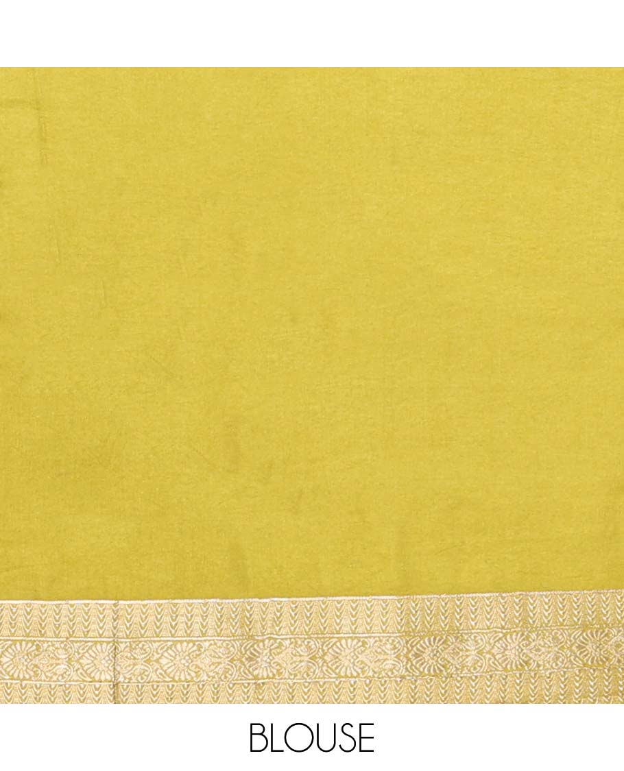 Purple floral design mushru silk saree with self floral border & intricate jaal design pallu