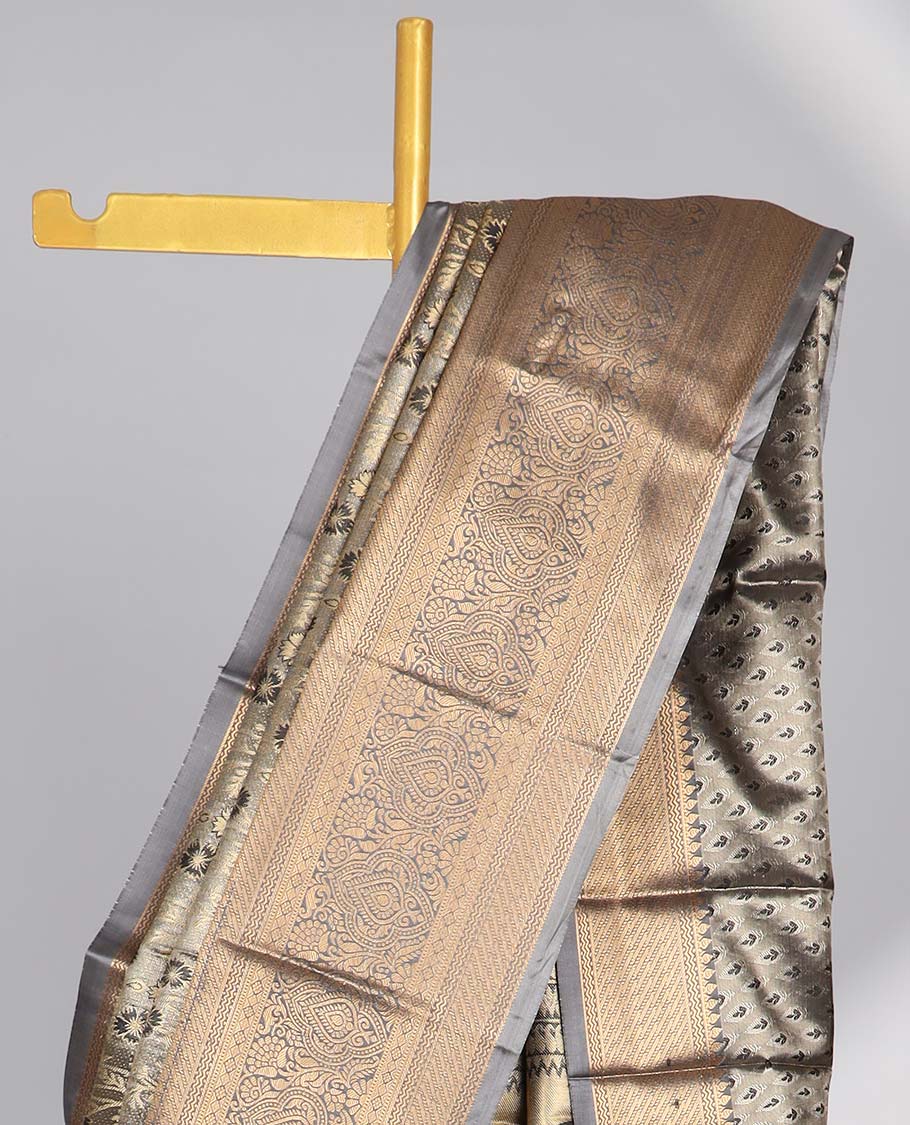 Grey floral jacquard budget silk saree with contrast floral zari border & paisley, floral zari design pallu