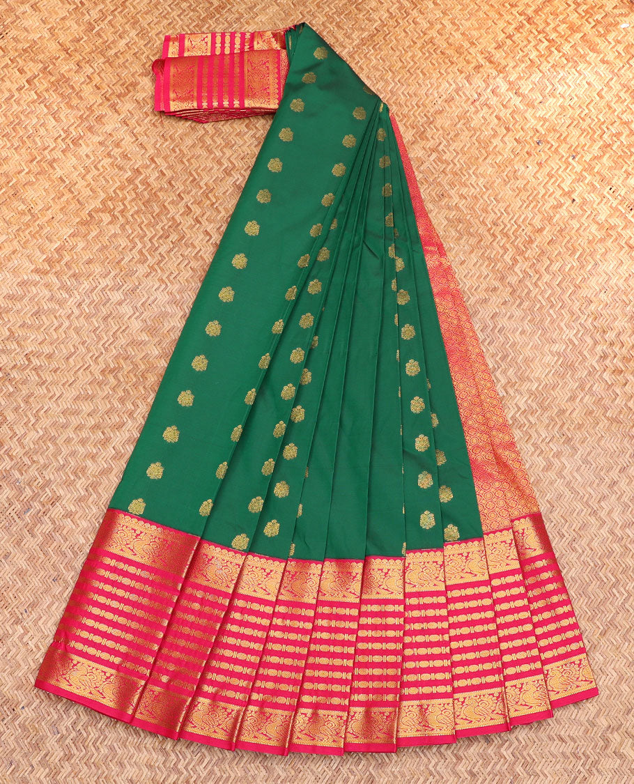 Green Budget Silk Saree, Embellished with Zari Buttas, Complemented by a Contrast Traditional Border, Grand Pallu, and a Contrast Blouse
