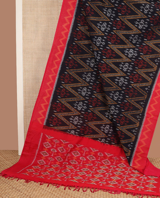 Black chevron design Pochampally cotton saree, contrast chevron design border & geometric patterned pallu