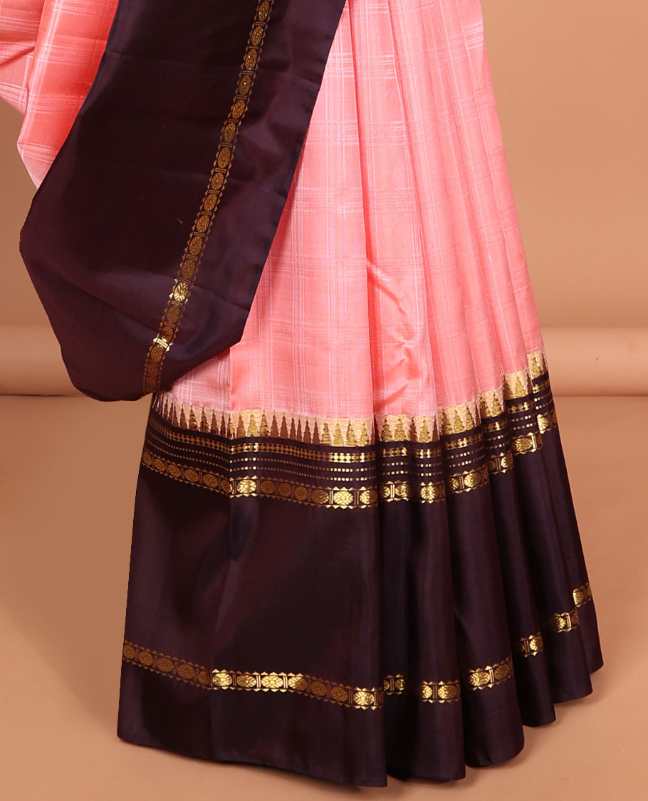 Red checked kancheepuram silk saree with contrast zari border & checked zari design pallu (Copy)