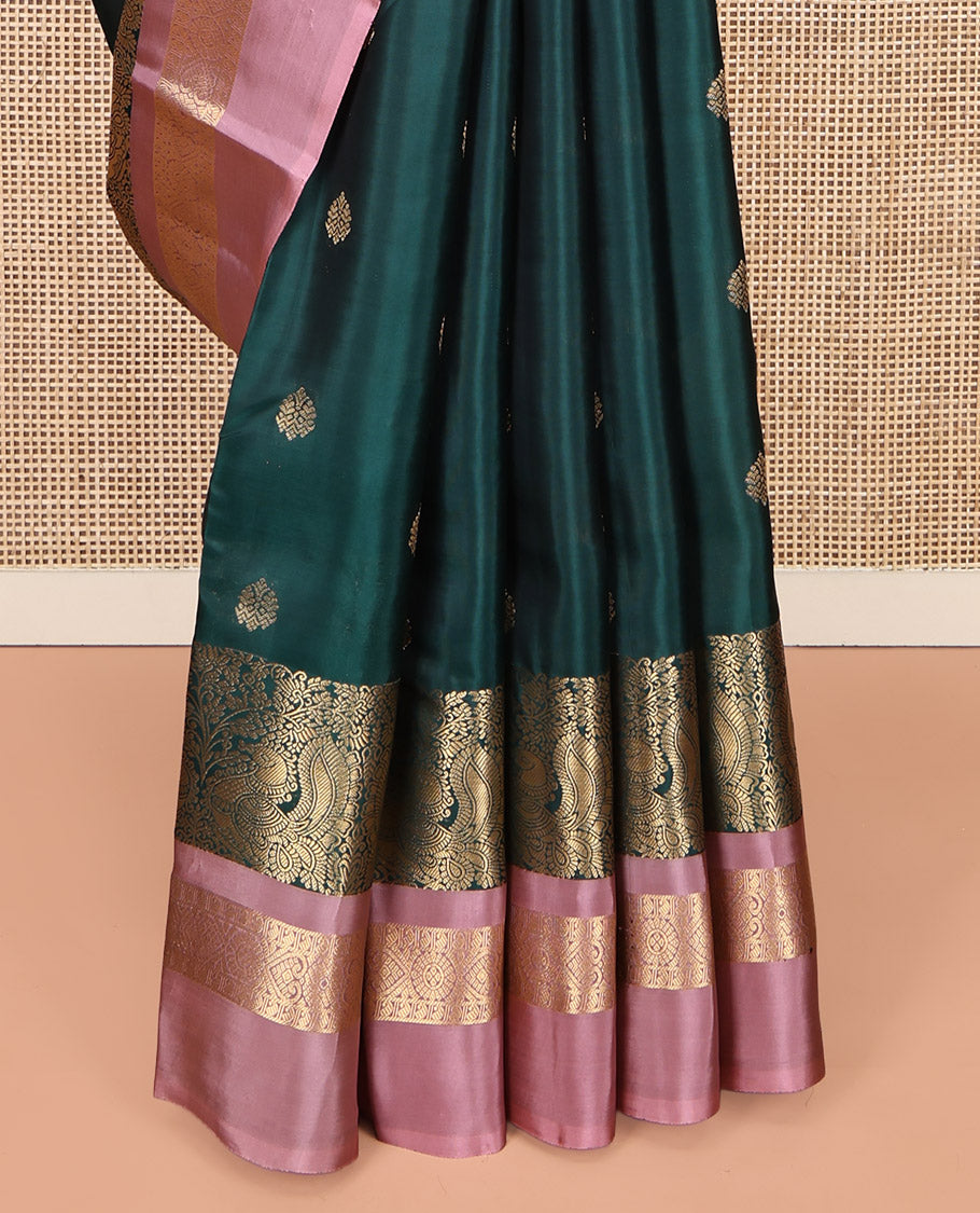 Green Zari-Buttas Vasundhara Lite-Silk Mix Saree, Complemented by a Contrast Traditional Zari Kal Eragina Border, Grand Jaal Pallu, and a Contrast Blouse