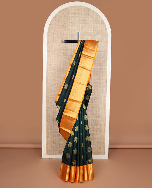 Green zari buttas silk saree, contrast zari border of dhavana kodi & pallu of arumbu manga designs