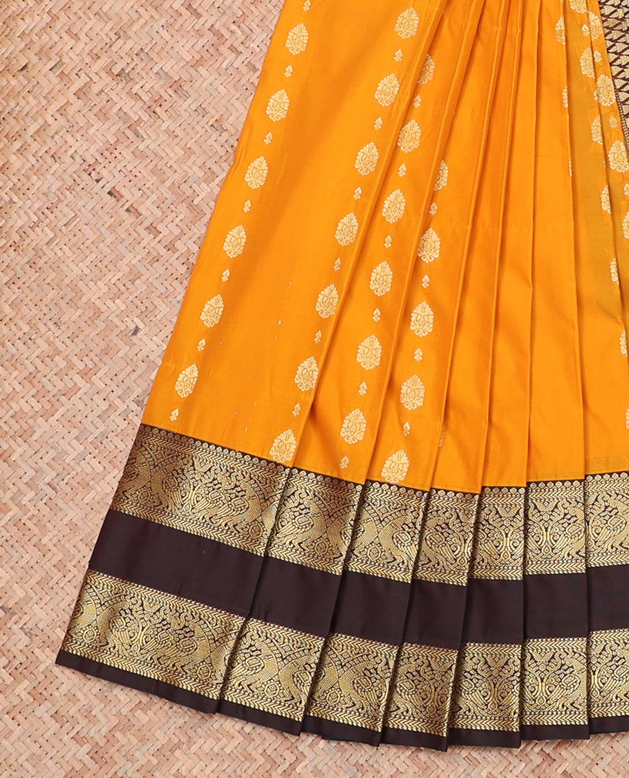 Orange Budget Silk Saree Woven Featuring Zari Buttas, Adorned with Contrast Traditional Zari Design Rettai Pettu Border, Jaal Pallu, and a Contrast Zari-Bordered Blouse