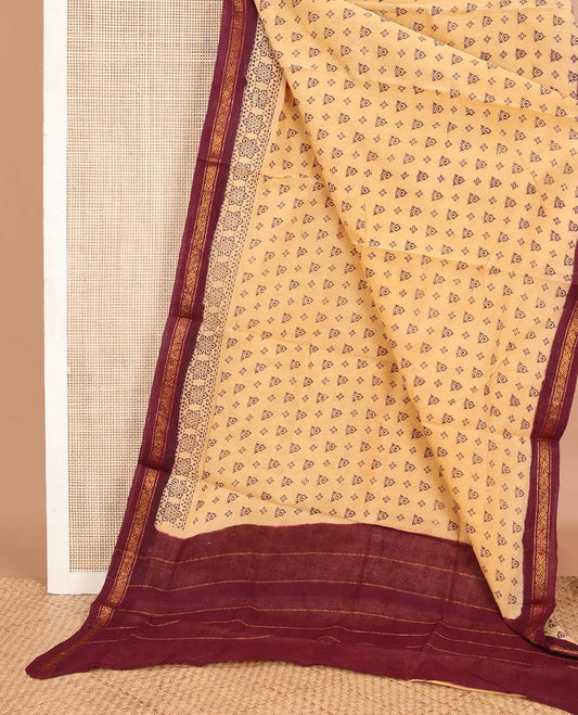 Sandal buttas printed Sungudi cotton saree, contrast zari design border & zari striped pallu
