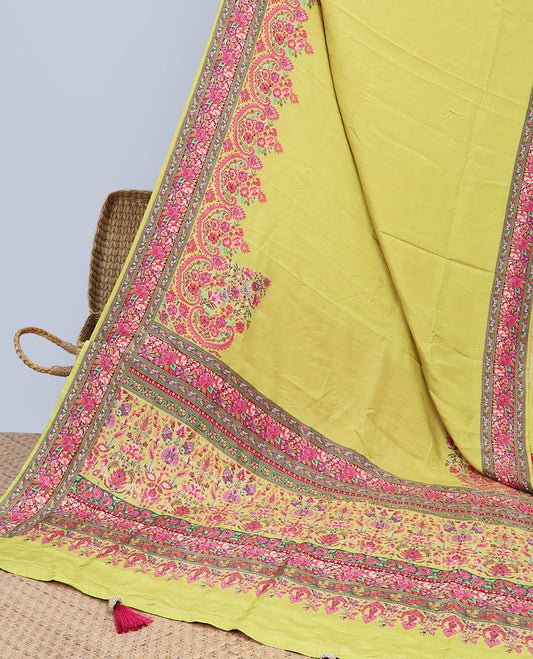Green floral design dola silksaree, contrast floral border & meenakari floral pallu