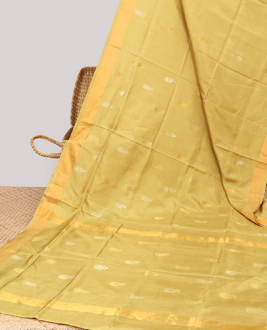 Green uppada silk saree with buttas, plain border & pallu of zari buttas