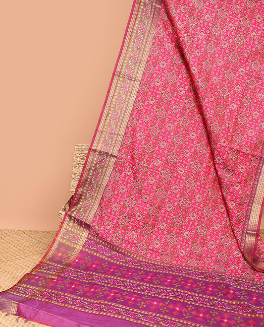 Pink intricately printed semi-banaras patola silksaree,contrast traditional & patola design border & patola print pallu