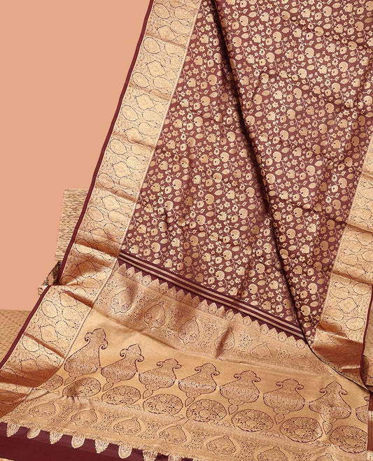 Maroon jacquard Kanchipuram wedding silk saree, intricate paisley steeped border & zari accentuated pallu