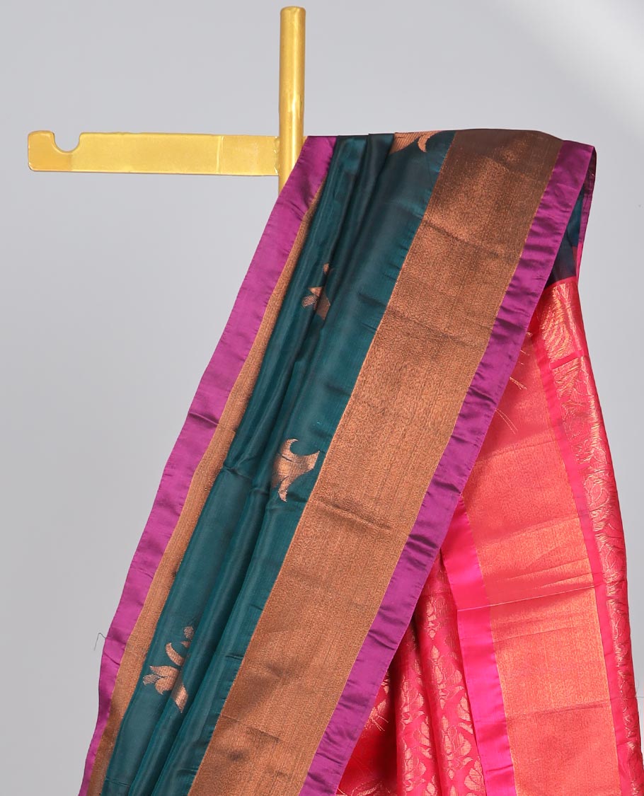 Green zari buttas uppada saree, contrast plain border & jaal pallu