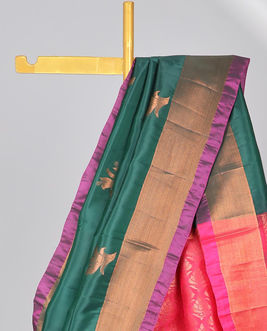 Green zari buttas uppada saree, contrast plain border & intricate pallu