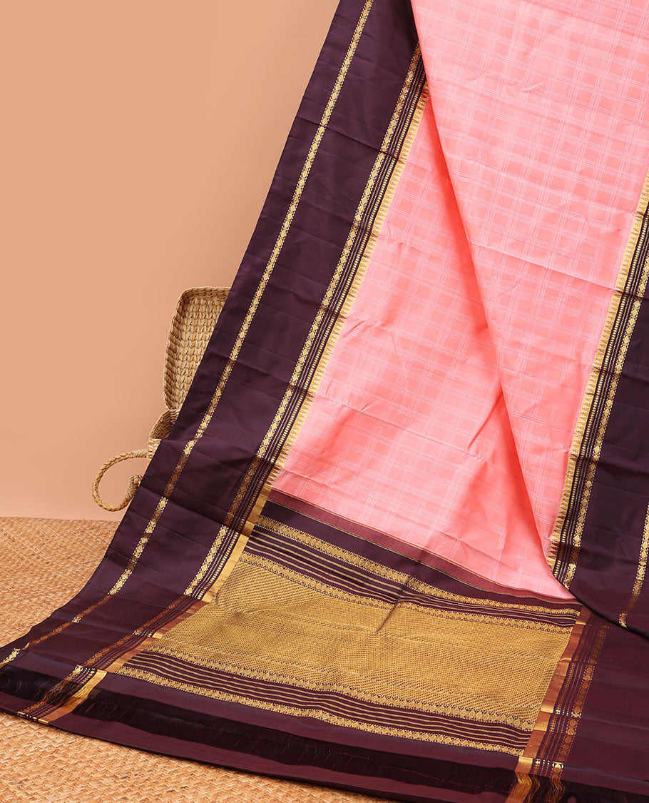 Red checked kancheepuram silk saree with contrast zari border & checked zari design pallu (Copy)