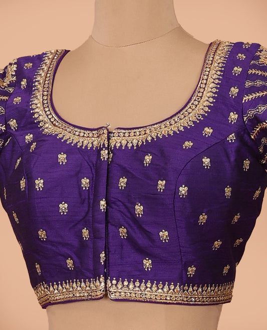 Violet thread embroidered front-back round neck elbow sleeve blouse
