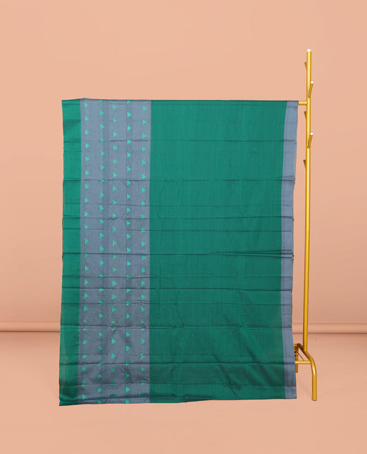 Green Plain Narayanpet Cotton Saree, Complemented by Contrast Temple Border, Striped Pallu, and Comes Without a Blouse
