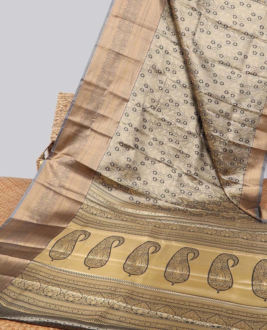 Grey floral jacquard budget silk saree with contrast floral zari border & paisley, floral zari design pallu