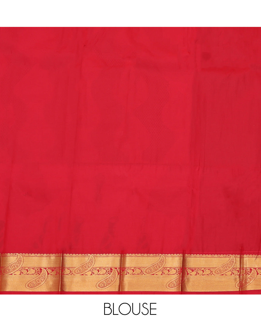 Green Budget Silk Saree, Graced with Jacquard Design, Complemented by Contrast Traditional Zari Woven Skirt Border, a Grand Pallu and a Contrast Blouse