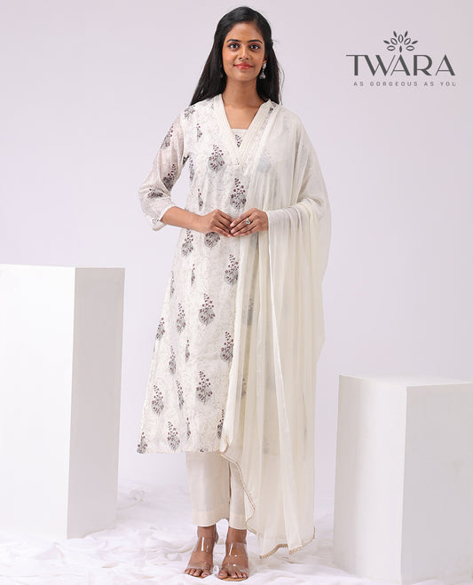 Twara white floral design v neck, 3/4 th sleeve, below knee lenght with straight pants & plain dupatta