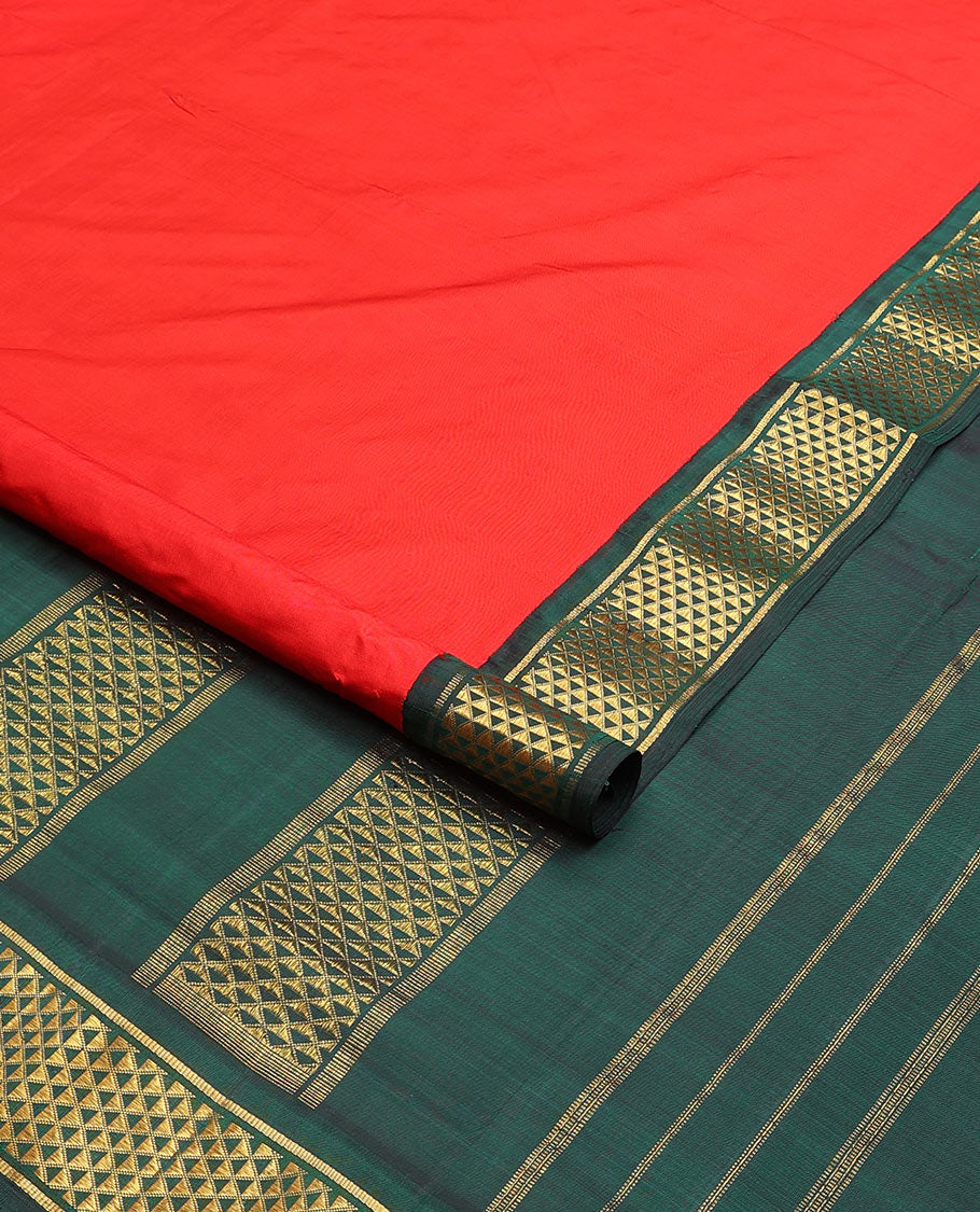 Red plain nine-yard silk saree, contrast ara maadam design korvai border, and pallu of ara maadam designs