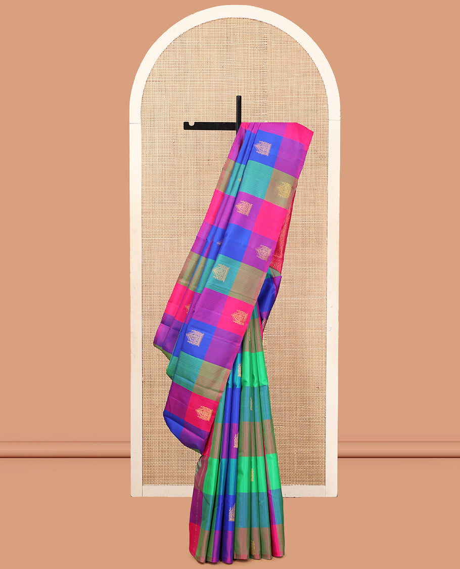 Borderless Multi-Color Palum Pazhamum Checked Kanchipuram Silk Saree, Adorned with Zari Buttas, Complemented by a Contrast Butta Enclosed Checked Pallu, and a Contrast Blouse