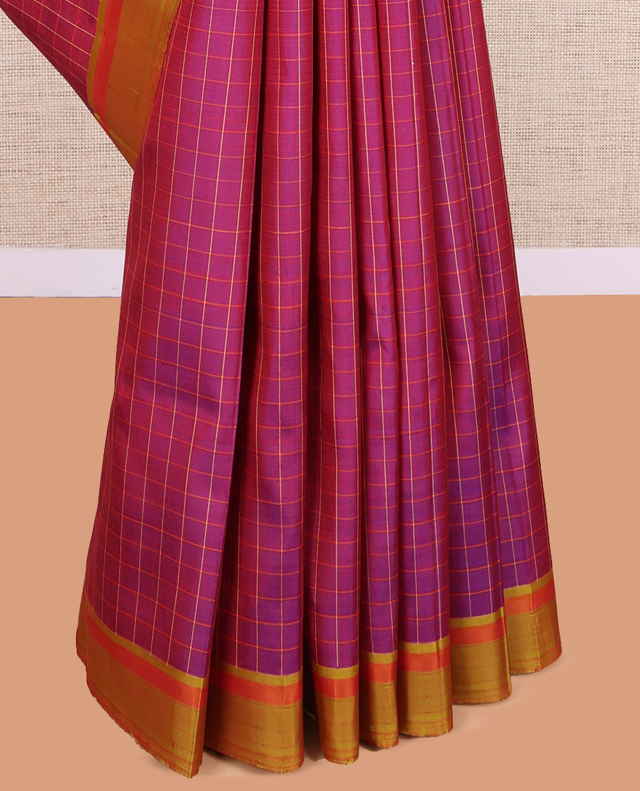 Purple Checked Kanchipuram Silk Saree, Complemented by a Contrast Border, Thazampoo Rekku Pallu, and Matching Blouse