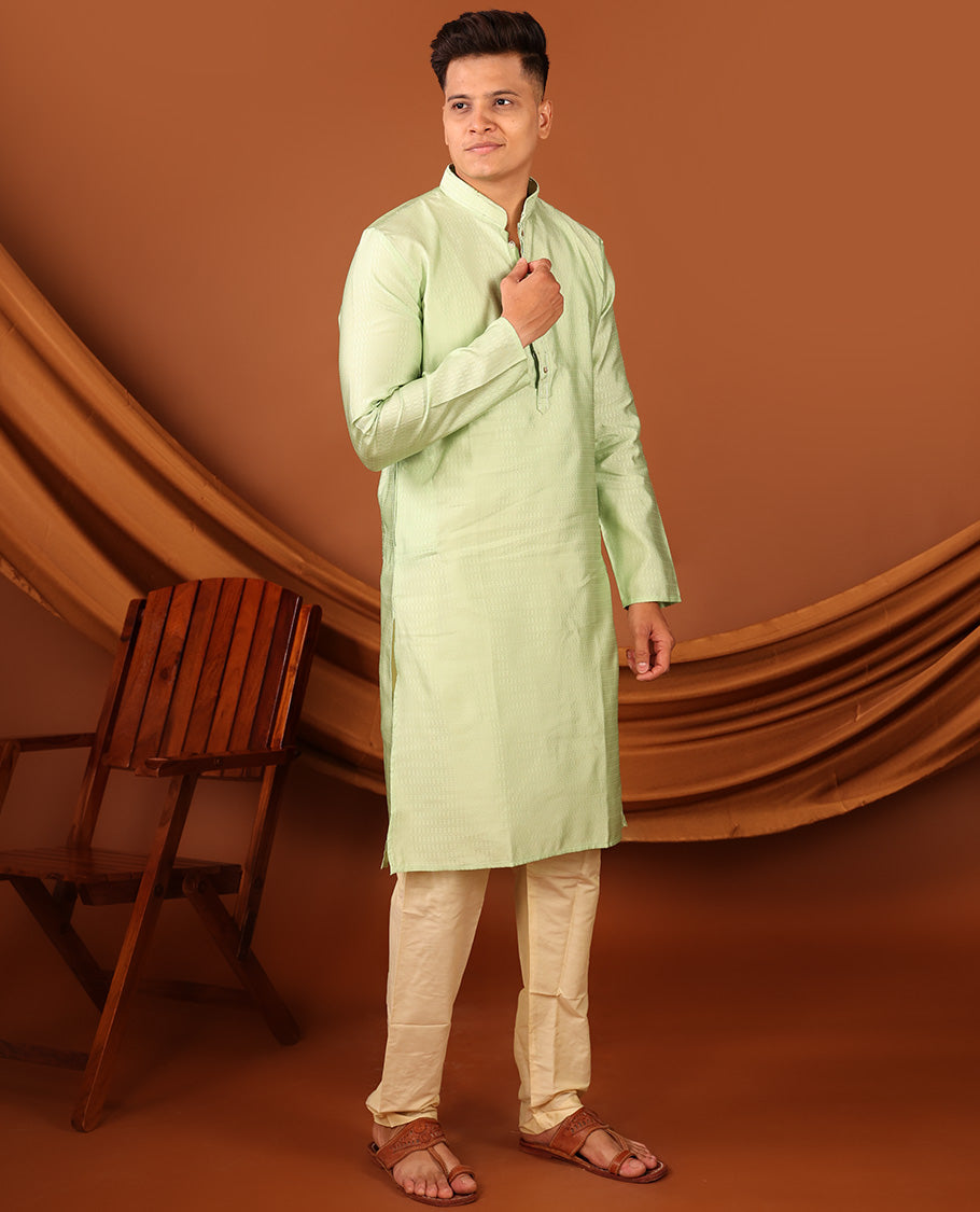 Green Sparsely Woven Embossed Full-Sleeved Men's Kurta