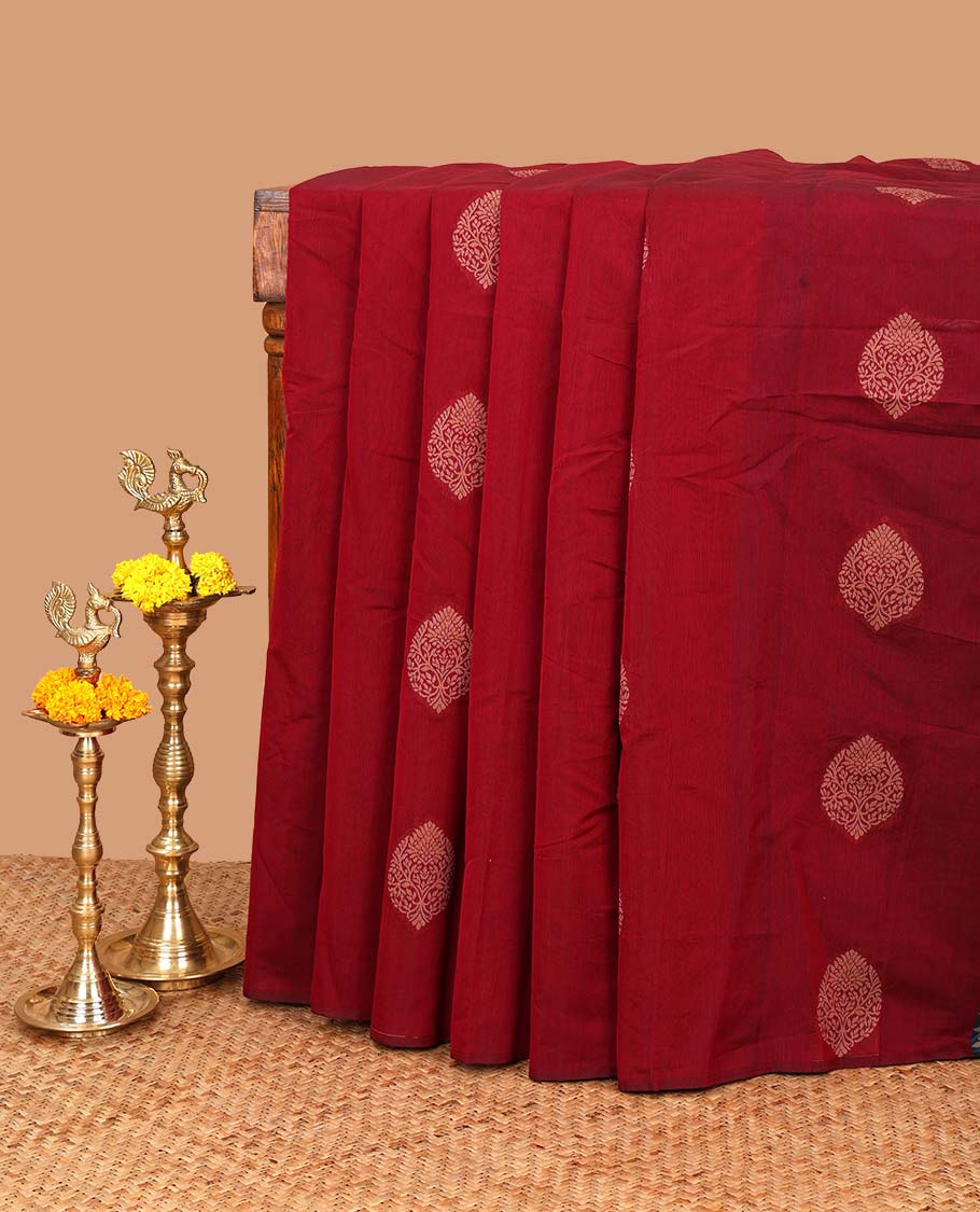 Borderless purple thread weaving butta silk cotton saree with rich thread weaving pallu along with plain blouse