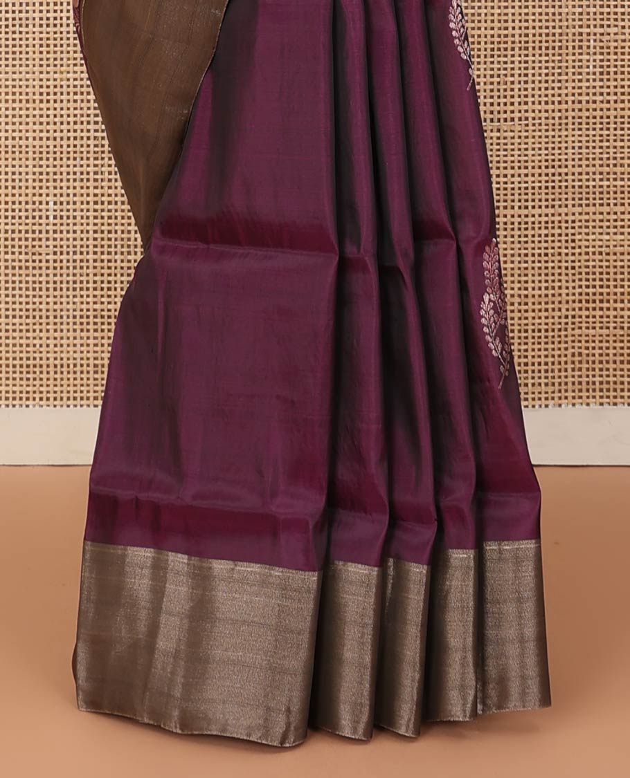 Purple floral zari buttas Uppada saree, contrast bavanji border, and intricate pallu