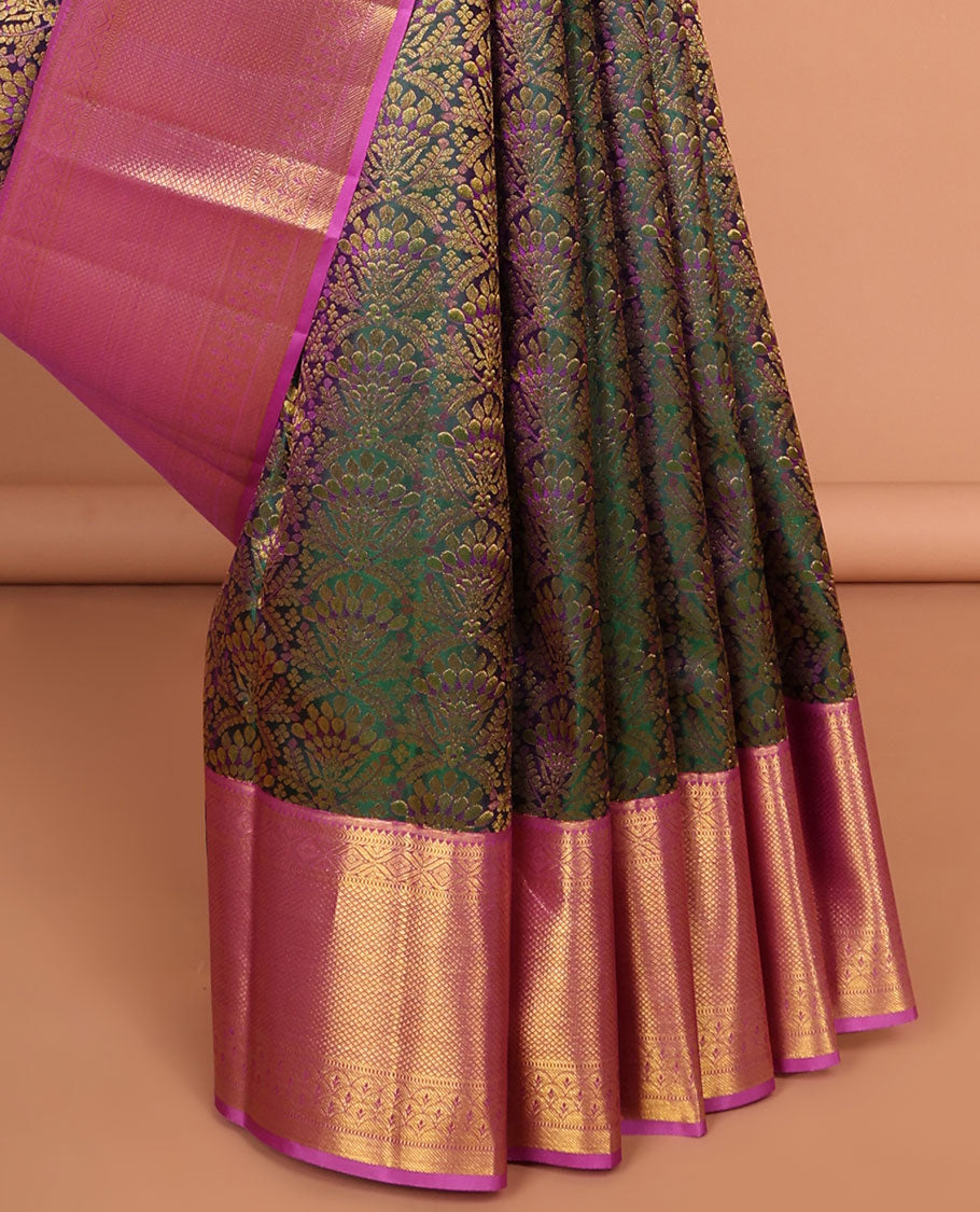 Green jacquard kancheepuram silk saree with contrast zari design border & checked, floral design pallu